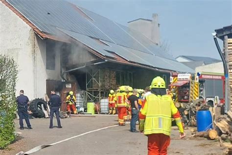 Feuer In Werkstatt Ursache War Vermutlich Ein Defektes Batterie