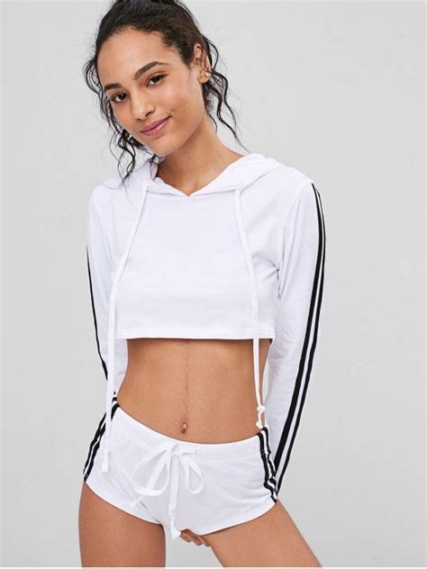 68 Off 2020 Crop Top Hoodie And Shorts Sweat Suit In White Zaful