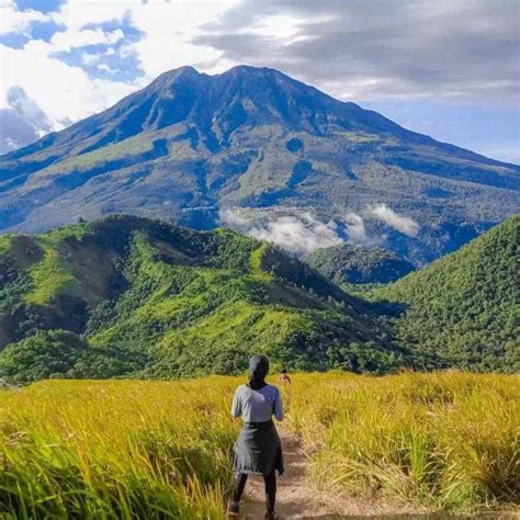 Bukit Mongkrang Tawangmangu Tiket Masuk Daya Tarik Suasana Wisata