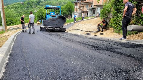 U Toku Asfaltiranje Dijela Ulice Panjina Kula Op Ina Centar Sarajevo