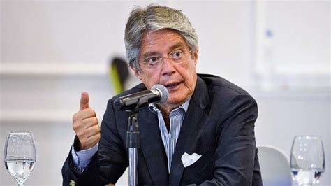 Ecuador's president dissolves parliament