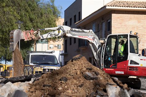 Xirivella comienza las obras para eliminar las barreras arquitectónicas