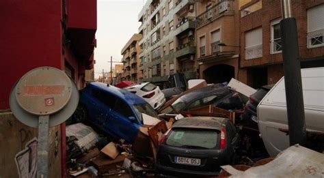 Pior inundação em décadas mata mais de 90 na Espanha