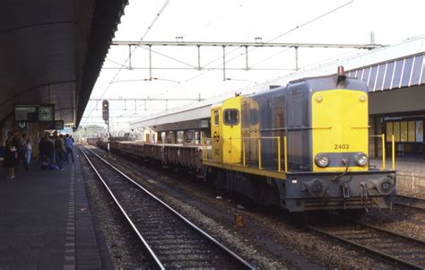 30 08 86 Rotterdam Cs 2403 32741596902 Ns 2400 Wikipedia Oude Treinen Trein Locomotief