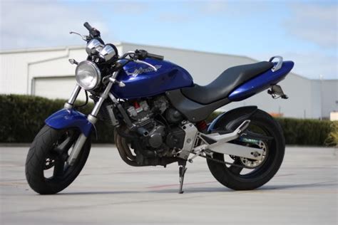 ホンダ ホーネット 250 Mc31 1996 2007：日本市場における250cc最後の四気筒 ビークルズ バイク