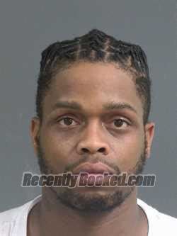 Recent Booking / Mugshot for DOMINIQUE DONNELLE DANIELS in Charleston ...