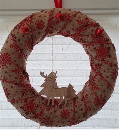 Red Hessian Christmas Wreath Etsy UK