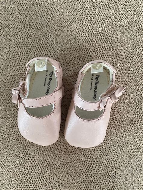 Sapatinho Bebê 0 3 Meses Nude Top Toey Joey Calçado Infantil para