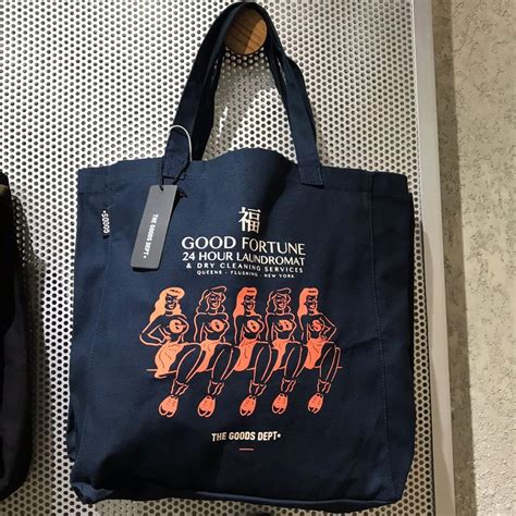 The Goods Dept Totebag Fesyen Wanita Tas Dompet Di Carousell