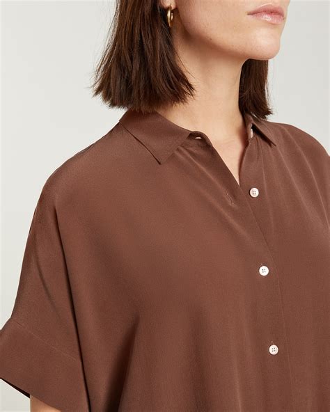 The Clean Silk Short Sleeve Square Shirt Cinnamon Everlane