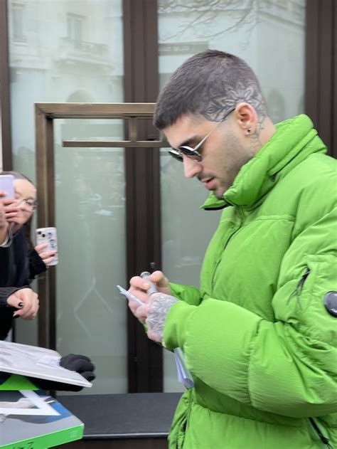 Pin de Buba Buff em Zayn Malik Diversão