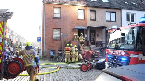 Mann Stirbt Bei Brand Einer Kellerwohnung In Bremen Walle