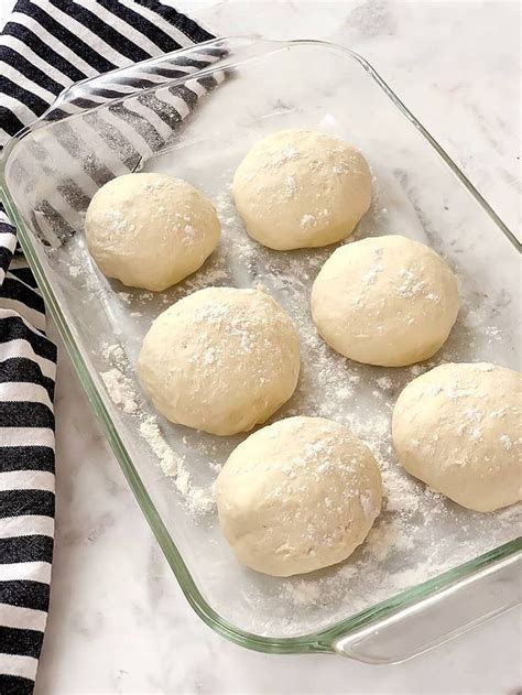 Best Neapolitan Pizza Dough Recipe Authentic And Homemade Recipe