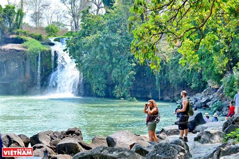 Dray Nur & Dray Sap waterfalls