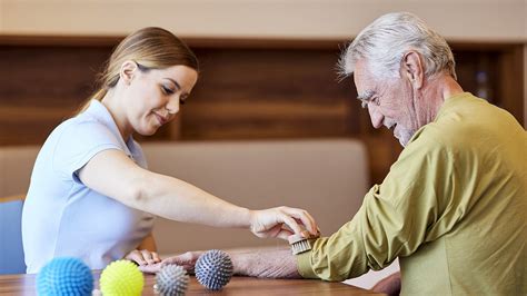 Geriatrische Reha Im Medical Park Bad Feilnbach Blumenhof Geriatrie