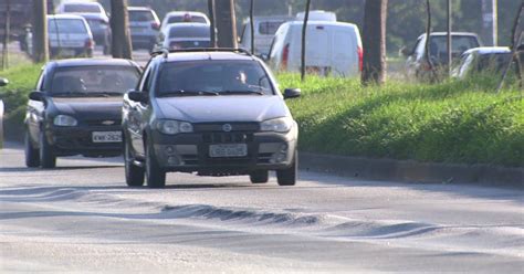 G Motoristas Reclamam De Ondula Es E Buracos Nas Ruas Do Rio