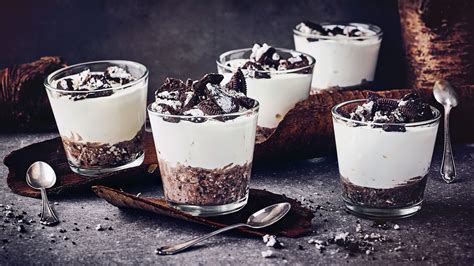 Ein Dessert mit Oreo Keksen lässt sich schnell zubereiten und ganz nach