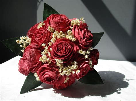 One Dozen Red Sola Wood Roses Bouquet With Leaves Etsy Sola Wood