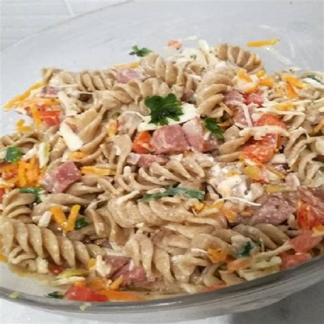 Receita de Salada De Macarrão Pilotando Fogão