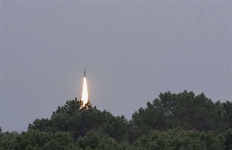 France test launches another M51 missile