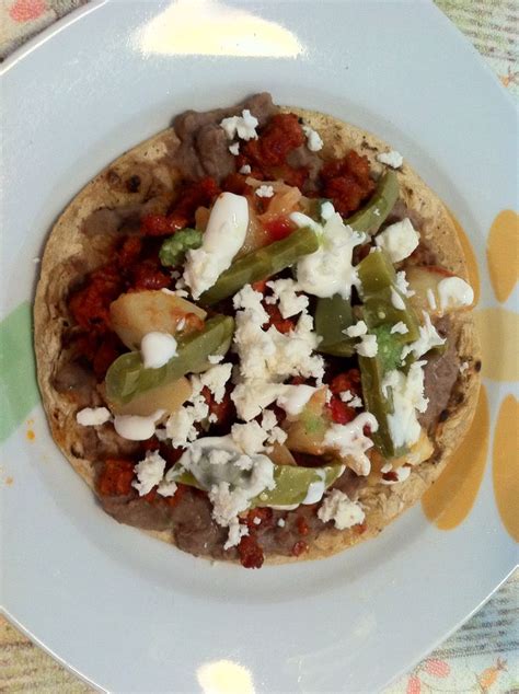 Sopes De Chorizo Con Papas Y Nopales Comidas Con Verduras Comida