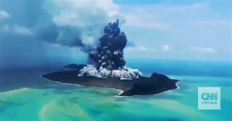 Erupção de vulcão subaquático provoca tsunami no Tonga CNN Portugal