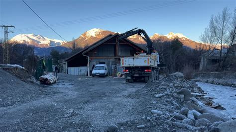 Hautes Alpes après les intempéries l abattoir de Guillestre rouvre