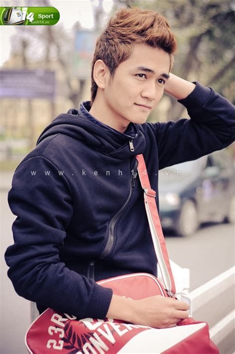 Thanh Tùng hot boy wushu nhiều tài lẻ