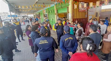 Tacna Comerciantes Desnudaron Y Azotaron A Ladrona Que Ingres A