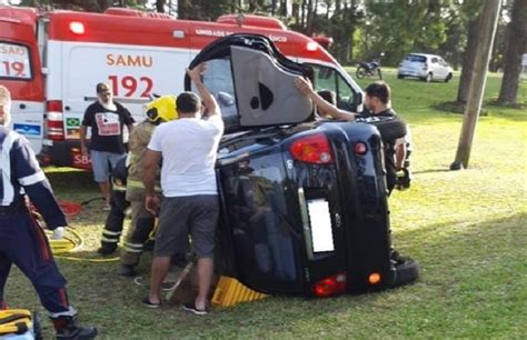 Mulher Fica Ferida Em Acidente Na Ers Em Xangri L Ap S Capotar