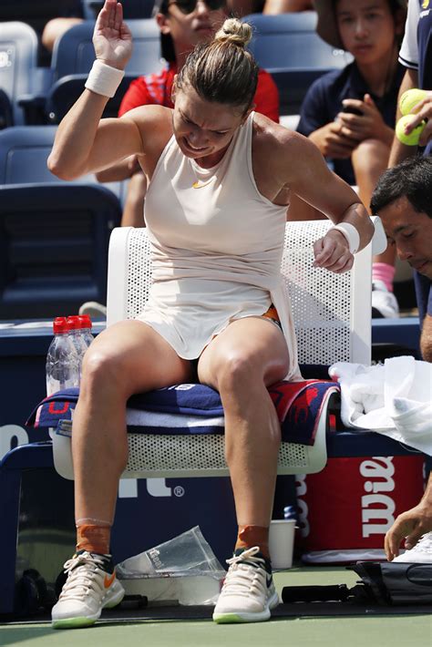 No 1 Tennis Star Simona Halep Falls In First Round Of 2018 Us Open