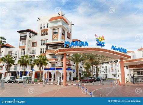 Promenade De La Playa En La Ciudad De Agadir Marruecos Imagen De