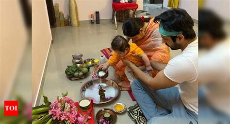 Puja Banerjee and Kunal Verma perform Maha Shivaratri rituals with son Krishiv; see photo ...