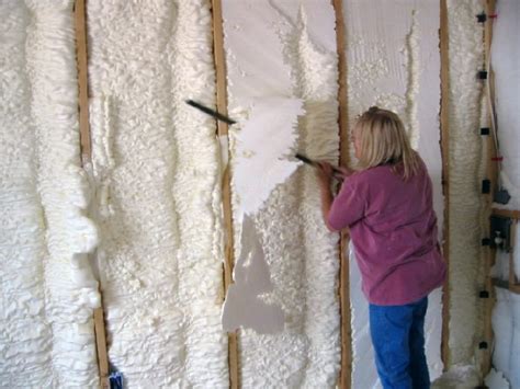 Spray foam insulation - GreenBuildingAdvisor