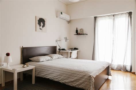 Looking to rent a private room, studio, or apartment in Athens? | roomsAthens