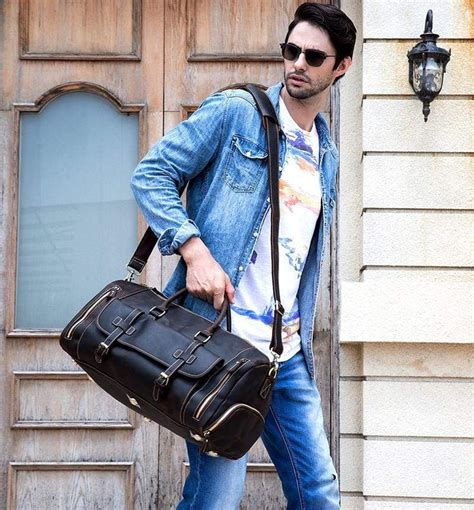 Leather Weekender Duffel Bag Five Qualities to Look For