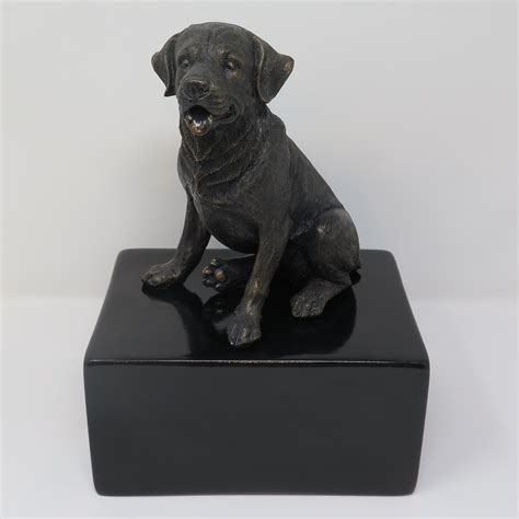 Labrador Urne Designurne Urnen F R Hunde Alle Tierurnen Tierurnen