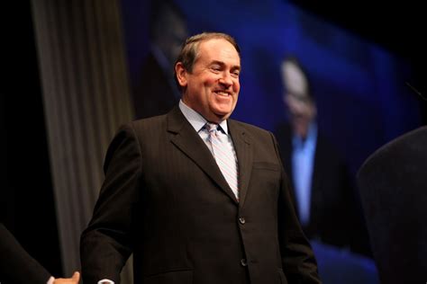 Mike Huckabee Doesnt Care If You Follow Him On Twitter Washingtonian