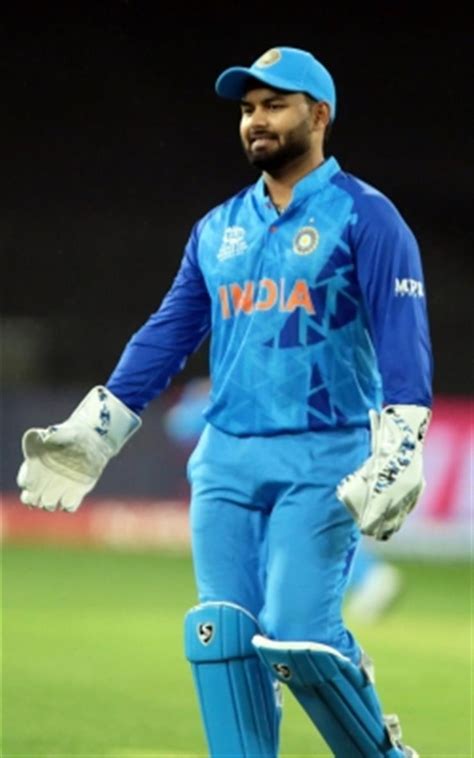 T20 World Cup India Not Maximising Rishabh Pant Is Incredible Says Michael Vaughan