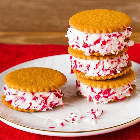 Peppermint Ginger Ice Cream Sandwiches With Moravian Cookie Thins Deweys Bakery