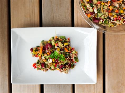 Bunter Quinoa Salat süß sauer Main Ingredients