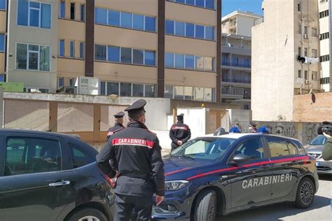 Un 64enne trovato morto in strada a Cagliari è giallo Notizie Ansa it