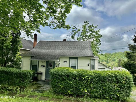 314 Heather Avenue Altoona Pa 16602 Mls 74628 Coldwell Banker