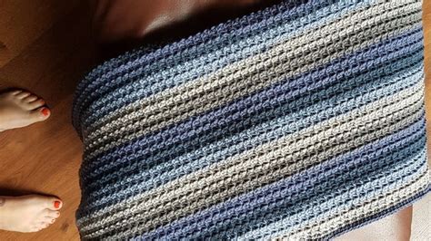 Grandma S Textured Lap Blanket Pattern Free In Big Crochet Hook