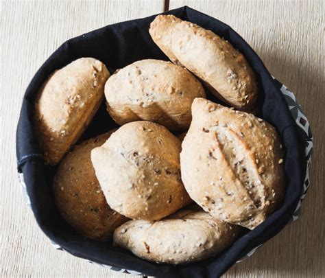 Quark Dinkel Brötchen schnell einfach selbst gemacht