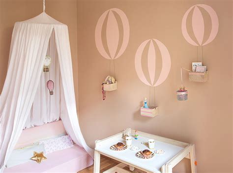 DIY Wand mit Ballon Motiv Wandgestaltung kinderzimmer mädchen