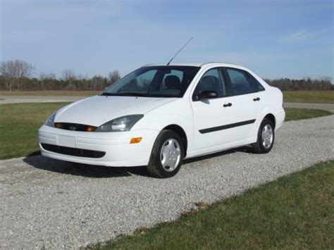 Find Used 2003 Ford Focus Lx Sedan 4 Door 2 0l In Standish Michigan United States