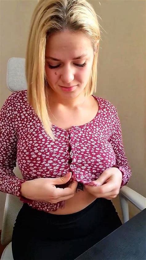 Watch Tounge Tounge Toungue Blonde Porn SpankBang