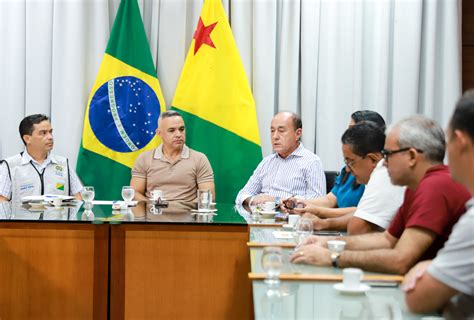 Estado e Prefeitura de Rio Branco alinham ações sobre o Programa Ruas