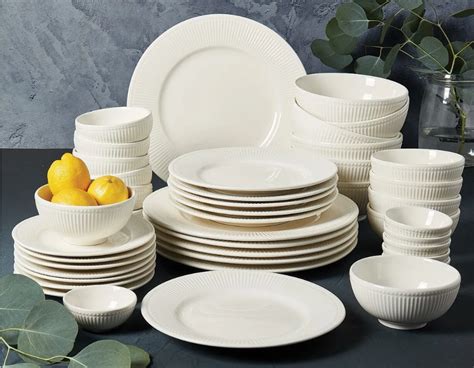 Macy's 42-Pc Dinnerware Sets ONLY $39.99 (Reg. $130) | Dinnerware ...